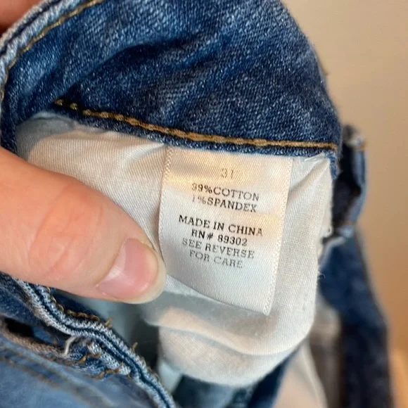 Altar’d State Lace Crochet Trim Denim Cutoff Shorts Size 31 - Picture 5 of 5